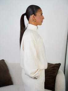 SAYEHFBABY 2件套女士刺绣长袖宽松上衣和休闲裤套装 秋冬运动服套装 - 卡其色 - 查看 5