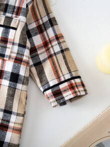 SHEIN 婴儿英伦复古格子连体衣，衬衫领舒适爬行服，柔软可爱翻领按扣前襟外套，春秋季 - 卡其色 - 查看 8