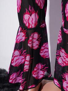 2件套Y2K风格粉色情人节全印花爱心火焰深V三件套荷叶边金属环迷人朋克性感内衣套装，适合舞者、酒吧、俱乐部、音乐节等场合。 - 粉色 - 查看 5