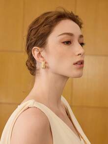 MOTF PREMIUM FASHIONABLE GEOMETRIC RESIN EARRINGS, UNIQUE DESIGN PERSONALIZED SILVER NEEDLE EARRINGS, VERSATILE EARRINGS FOR WOMEN - Gold - View 6