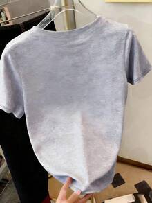 Resyla Women's Fitted Short Sleeve T-Shirt With White Ink Print - Grey - View 2