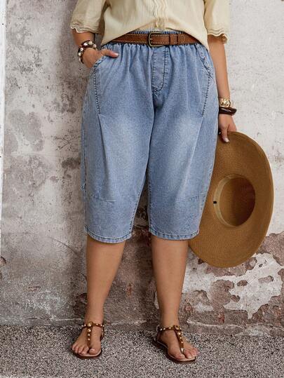 EMERY ROSE Plus Size Women Casual Vacation & Commute Elastic Waist Side Pockets Cropped Skinny Jeans, Belt Not Included, Capri Denim Pants, Balloon Leg Jeans, Light Wash Denim, Elastic Waist Jeans, Spring Summer Jeans, Airy Denim Pants, Nomad Style Denim , Vacation Denim, City Vacation Style, Fresh Summer Denim, Afternoon Tea , Weekend Getaway , Vacation Casual , Casual Work , Everyday Denim , Plus Size Balloon Jeans