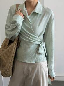Livesso 女士纯色翻领系腰落肩长袖休闲衬衫 - 綠色 - 查看 5