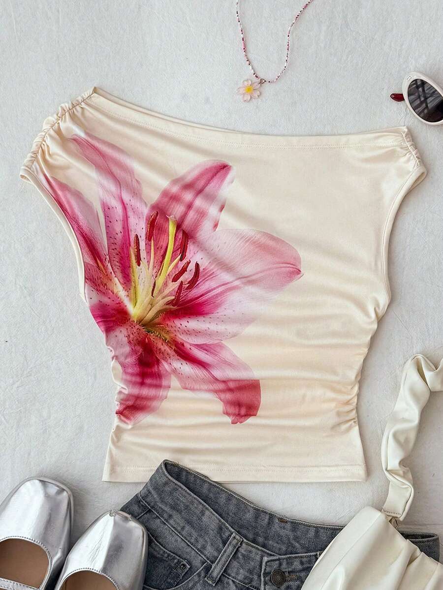 SHEIN 少女白色针织休闲简约印花不对称褶皱短款上衣,适合春夏穿着,休闲百搭,可打造个性造型,日常穿着 - 杏色 - 查看 1