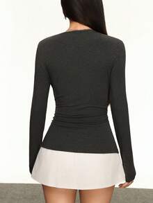 Rina Fox 女士纯色简约V领纽扣装饰长袖T恤 - 灰色 - 查看 2