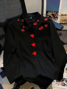 GlowEve CURVE Áo sơ mi dài tay cỡ lớn in hình trái tim và môi - màu đen - Xem 1