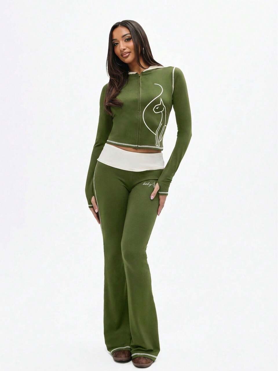 BABYPHAT Kontrast-Detail Schlaghose Athletik-Leggings mit weißer Akzent-Paspelierung, Figurprint an der Seitennaht, hoher Bund, dehnbar