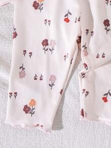 Bộ đồ mùa hè dễ thương cho bé gái sơ sinh: áo tay ngắn in hoa và quần cạp chun. - Nhiều màu - Xem 4