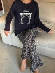 DAZY Allover Print Pattern Loose Top & Ruffle Hem Allover Print Pajama Pants Women Sleepwear Set - Navy Blue - View 1