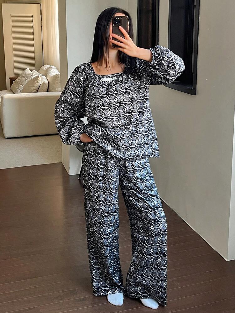 Woven Label Decorative Floral Print Loose Lantern Sleeve Women Pajama Set