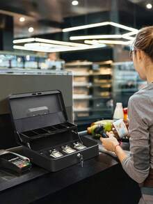 大容量安全现金盒，带安全弹簧夹锁 - 重型金属结构，配有可拆卸硬币托盘和现金整理器，3 种款式可选。 - 彩色 - 查看 7