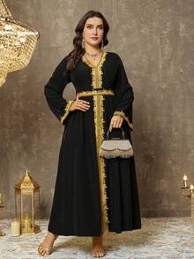 Plus Size Long Sleeve V-Neck Color Block A-Line Arabic Style Dress With Gold Lace Trim - Black - View 7
