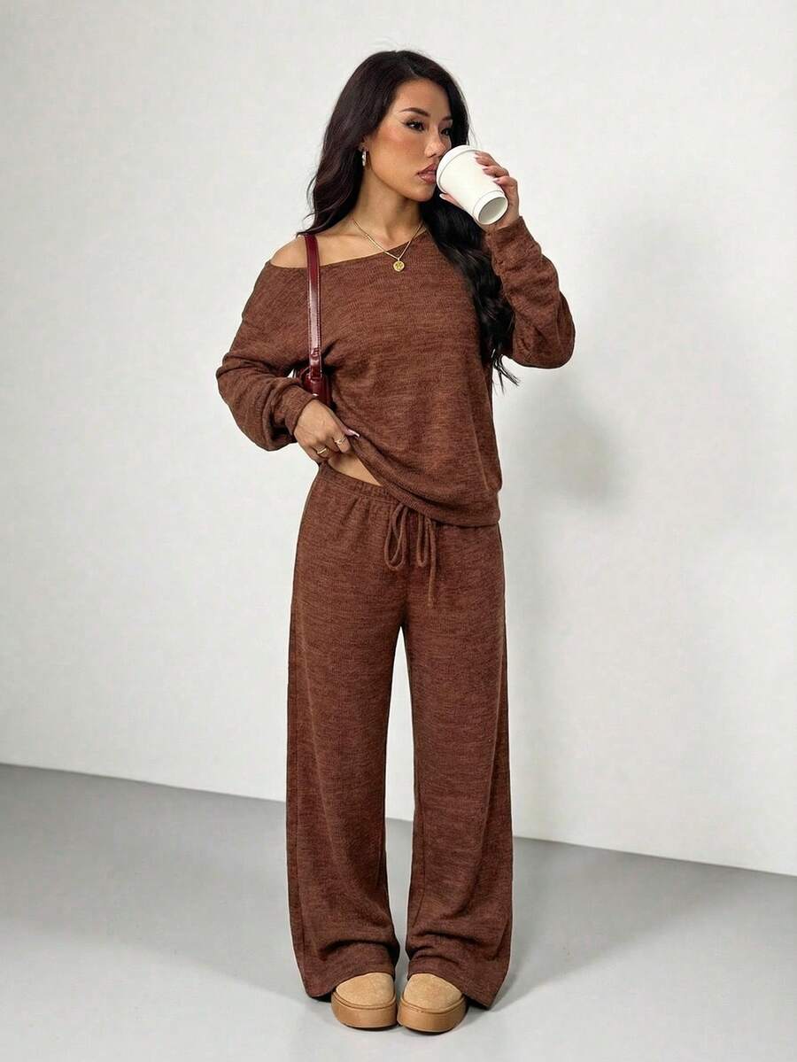 SHEIN PETITE 女士纯色斜肩长袖上衣和裤子休闲套装 - 棕色 - 查看 1