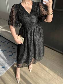 Dazy Plus Plus Size Women's Elegant Contrast Lace Waist Cinched Short Sleeve Dress, Black, Suitable For Party And Events, Spring/Summer Sundress - Black - View 4