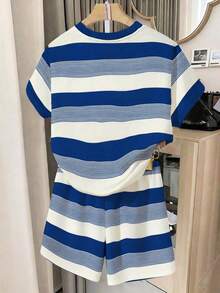 SHEIN 2件套女士夏季休闲拼色条纹T恤和短裤套装 - 白色 - 查看 2