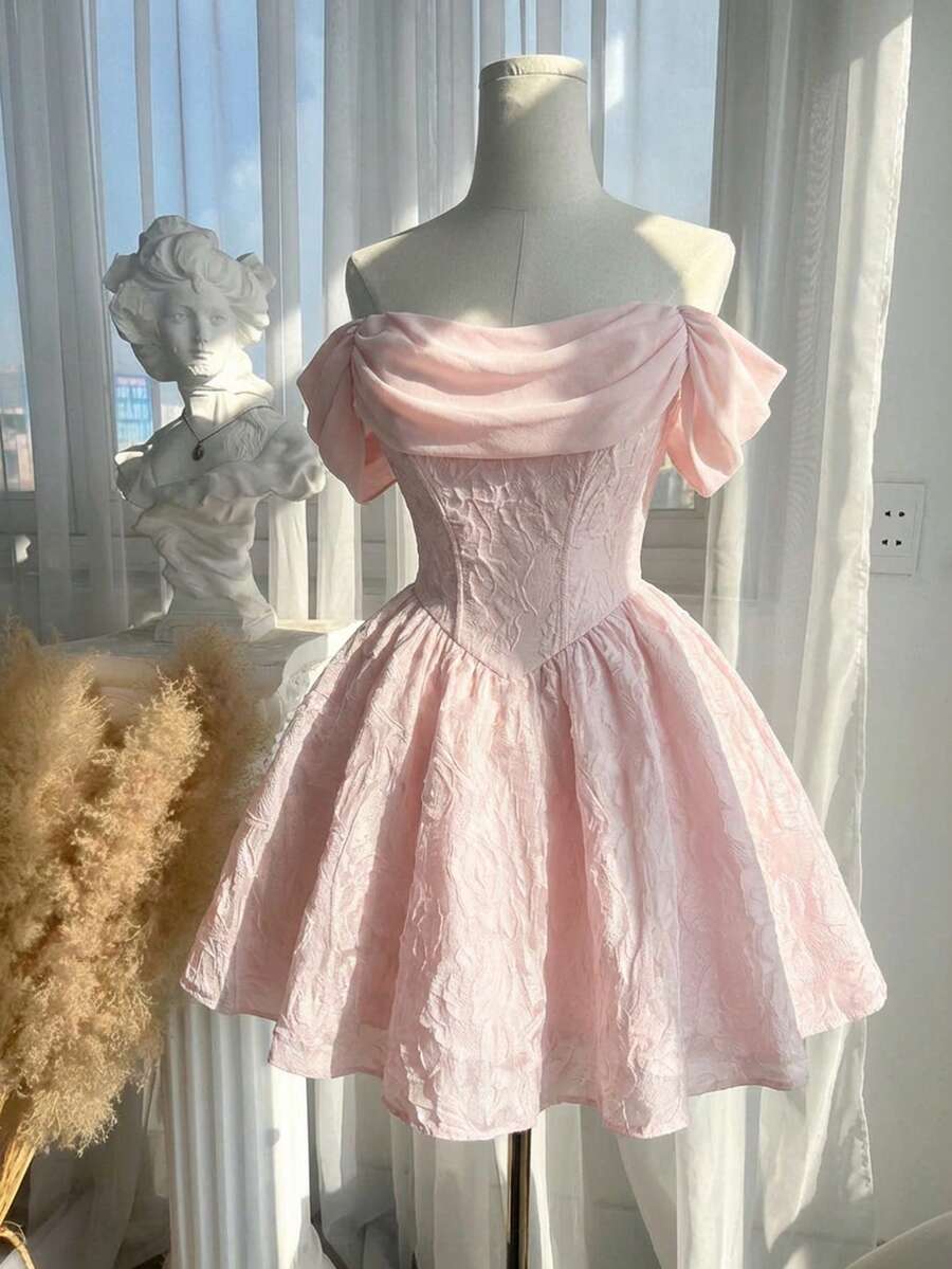 SHEIN MOD Đầm nữ cỡ lớn màu trơn xếp ly, viền bèo nhún, vạt bất đối xứng, đầm hai dây màu hồng nhạt, trang phục Valentine, trang phục mùa xuân cho nữ, trang phục dự tiệc độc thân, đầm hè, trang phục mùa xuân - Màu Hồng baby - Xem 1