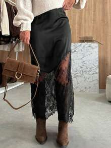 Siren Gaze Women's Elastic Waist Fashionable Elegant Lace Patchwork Skirt - Black - View 8
