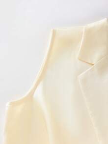 Franclia Women's Commuter Satin Sleeveless Blouse - Light Yellow - View 4