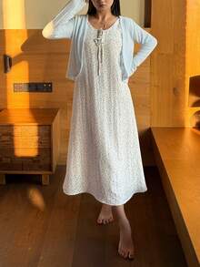 DAZY 浪漫优雅花卉针织开衫和无袖长款收腰睡裙女士睡衣套装 - 藍色 - 查看 4