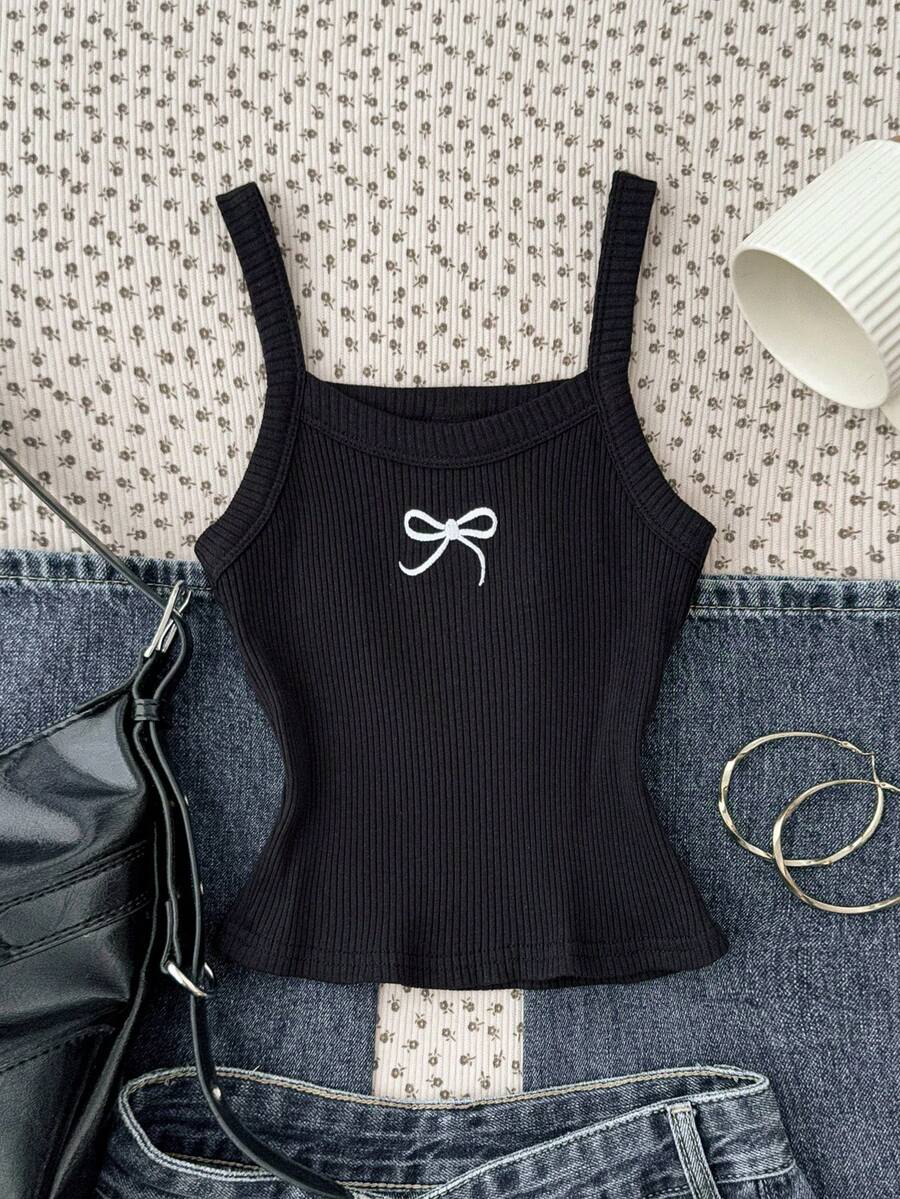 SHEIN Tween Girl Black Knitted Bow Embroidered Camisole Sweet Casual Cami Top, Spring And Summer, Basic, Daily, Versatile, Back To School Season - Black - View 1