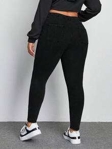 SHEIN ICON Quần jeans skinny dáng suông, túi xéo, màu trơn, cỡ lớn, kiểu dáng thường ngày. - màu đen - Xem 2