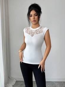 Elenzga 女士时尚圆领优雅蕾丝拼接心形领紧身吊带背心，适合日常穿着，春夏秋冬皆宜。 - 白色 - 查看 5