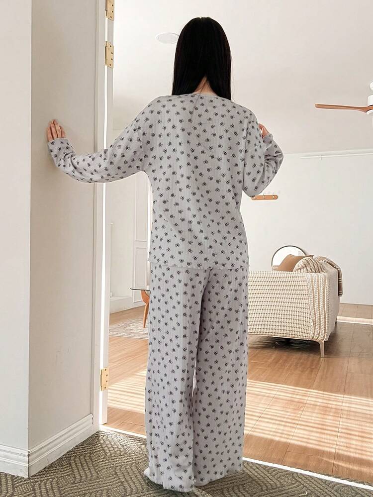 2pcs/Set Women Bear Pattern Allover Print Loose Fit Long Sleeve Top And Pants Pajama Set, Autumn
