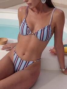Swim Mod Bộ 2 món bikini họa tiết hoa nhí, cài ngọc trai bên hông, buộc dây phía trước, cạp cao, thích hợp cho nữ, bikini kẻ sọc đi biển, bộ bikini thường ngày, bikini kín đáo cho kỳ nghỉ, đồ bơi kiểu phương Tây cho nữ. - Nhiều màu - Xem 4