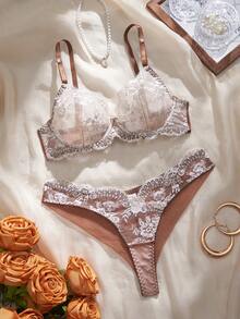 Crystal Vow Bộ đồ lót nữ gợi cảm, lãng mạn, thêu ren, chất liệu lưới xuyên thấu, phối màu tương phản. - trắng - Xem 9