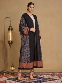 Al Najma 女士拼接印花蕾丝边宽松长款开衫睡袍 - 黑色 - 查看 6