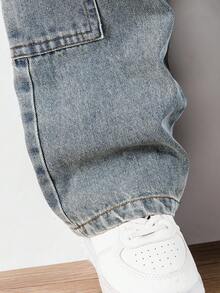 Young BoyCasual Loose Fit Straight Leg Contrast Stitching Cargo Jeans - Medium Wash - View 4