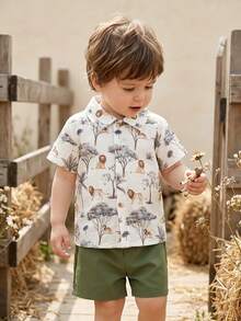 SHEIN Vintaside Kids Bộ đồ mùa hè 2 món cho bé trai, áo cardigan cổ bẻ, áo trên: Áo sơ mi ngắn tay cổ bẻ kẻ sọc trắng đen với cúc đen tương phản, quần dưới: Quần short kẻ sọc trắng đen, trang phục thường ngày thoải mái cho kỳ nghỉ hè, du lịch. - màu xanh lá - Xem 6