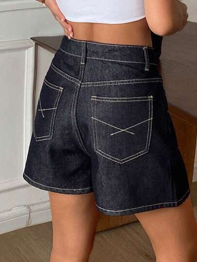 DAZY Quần short denim nữ ống đứng phối đường chỉ tương phản, phong cách thường ngày đường phố, thích hợp cho mùa xuân/thu.