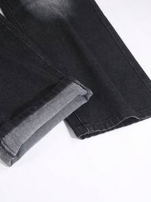 Manfinity EMRG 男士休闲水洗做旧字母印花牛仔裤 - 黑色 - 查看 8