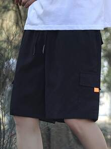 Manfinity Hypemode Men's Solid Color Casual Cargo Shorts - Black - View 4