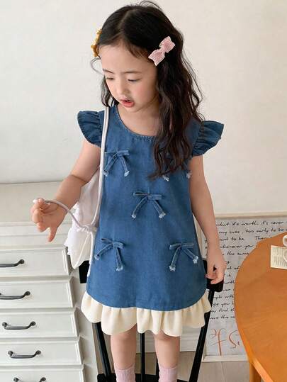 Young Girls Cute Style Toddler Girls' Denim Dress, Spring/Summer, Medium Blue Denim Color, Bow Decor, Flare Sleeves, Ruffle Hem Design, Loose Fit Denim Dress, Soft & Comfortable Fabric, Suitable For School, Commute, Daily Wear