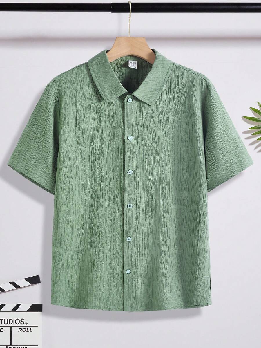 SHEIN Áo sơ mi nam tuổi teen tay ngắn, màu trơn, cài cúc phía trước, chất liệu vải có họa tiết, kiểu dáng thường ngày, thích hợp cho mùa hè. - xanh quân đội - Xem 1