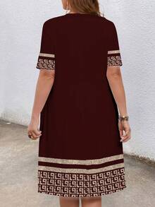 EMERY ROSE Plus Size Women Geometric Print Round Neck Short Sleeve Pocket Casual Dress Spring - Brown - View 2