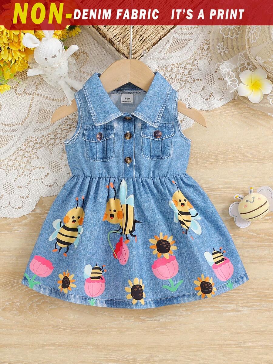 SHEIN 1 chiếc đầm không tay cài cúc cổ ve cho bé gái, in họa tiết ong, hoa, động vật hoạt hình, kiểu dáng denim, dễ thương, đa năng, phong cách retro, màu xanh nhạt, đầm hè giản dị có túi giả, hàng mới về - Màu xanh lam - Xem 1