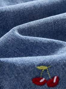 SHEIN MOD 大码夏季休闲樱桃刺绣牛仔迷你裙，适合夏季、春季、复活节、圣帕特里克节、派对、海滩、外出、度假等场合，浅色水洗樱桃刺绣高腰A字设计 - 白色 - 查看 3