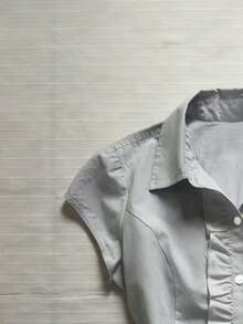 SHEIN 4-Way Stretch Solid Color Front Button Ruffle Hem Casual Women Short Sleeve Blouse - Grey - View 3