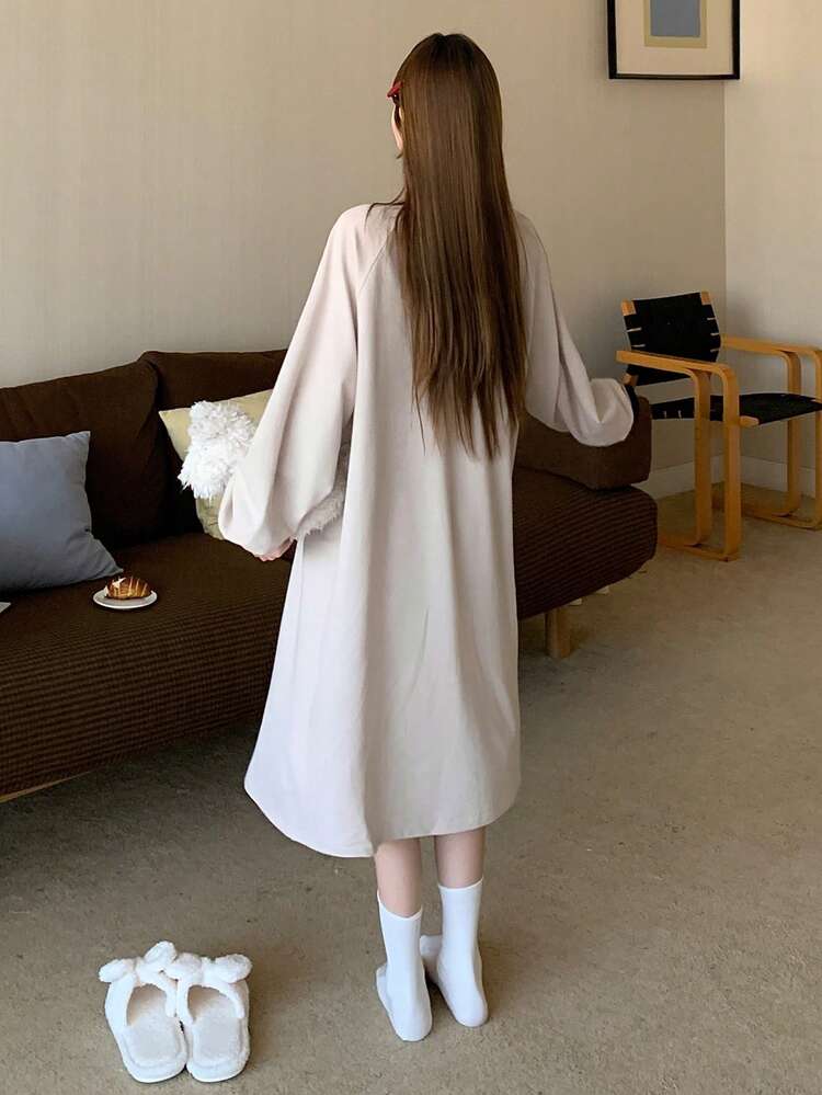 Printed Letter V-Neck Raglan Long Sleeve Loose Women's Nightgown, Women's Loungewear Dress