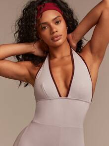 Athîral Contrast Trim Backless Halter Jumpsuit