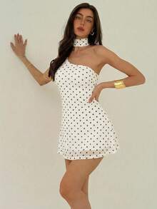 Aloruh 女士波点印花不对称露肩露背荷叶边迷你连衣裙 - 黑與白 - 查看 6