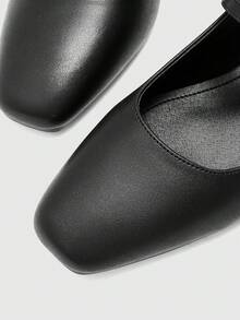 CUCCOO BIZCHIC 女士经典黑色平底休闲通勤鞋，圣诞节必备 - 耀夜黑 - 查看 8