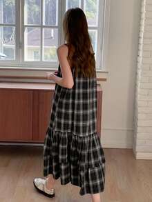 DAZY 少女格子荷叶边下摆休闲吊带裙 - 黑色 - 查看 5