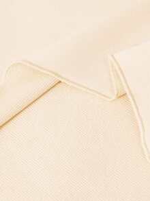 SHEIN Explorewe Bộ đồ thể thao mùa thu/đông cho bé gái, áo nỉ cổ chéo phối dây, vai bất đối xứng, nơ ngắn in họa tiết + quần ống đứng cạp chun cùng màu, 2 món phong cách tối giản thường ngày. - Màu be - Xem 8