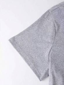 Resyla Women's Fitted Short Sleeve T-Shirt With White Ink Print - Grey - View 5