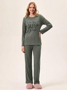 EURMUSE Love You To Sleep & Back Ribbed Pajama Set – Cozy Long Sleeve Loungewear For Sweet Dreams - Green - View 3