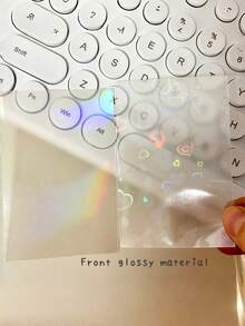 61x91毫米，50个哑光卡套，CPP激光雕刻心形全息明信片。3英寸顶部开口卡套。返校季。 - 彩色 - 查看 5